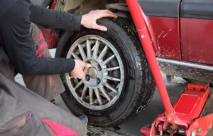 Causes-of-tyre-puncture