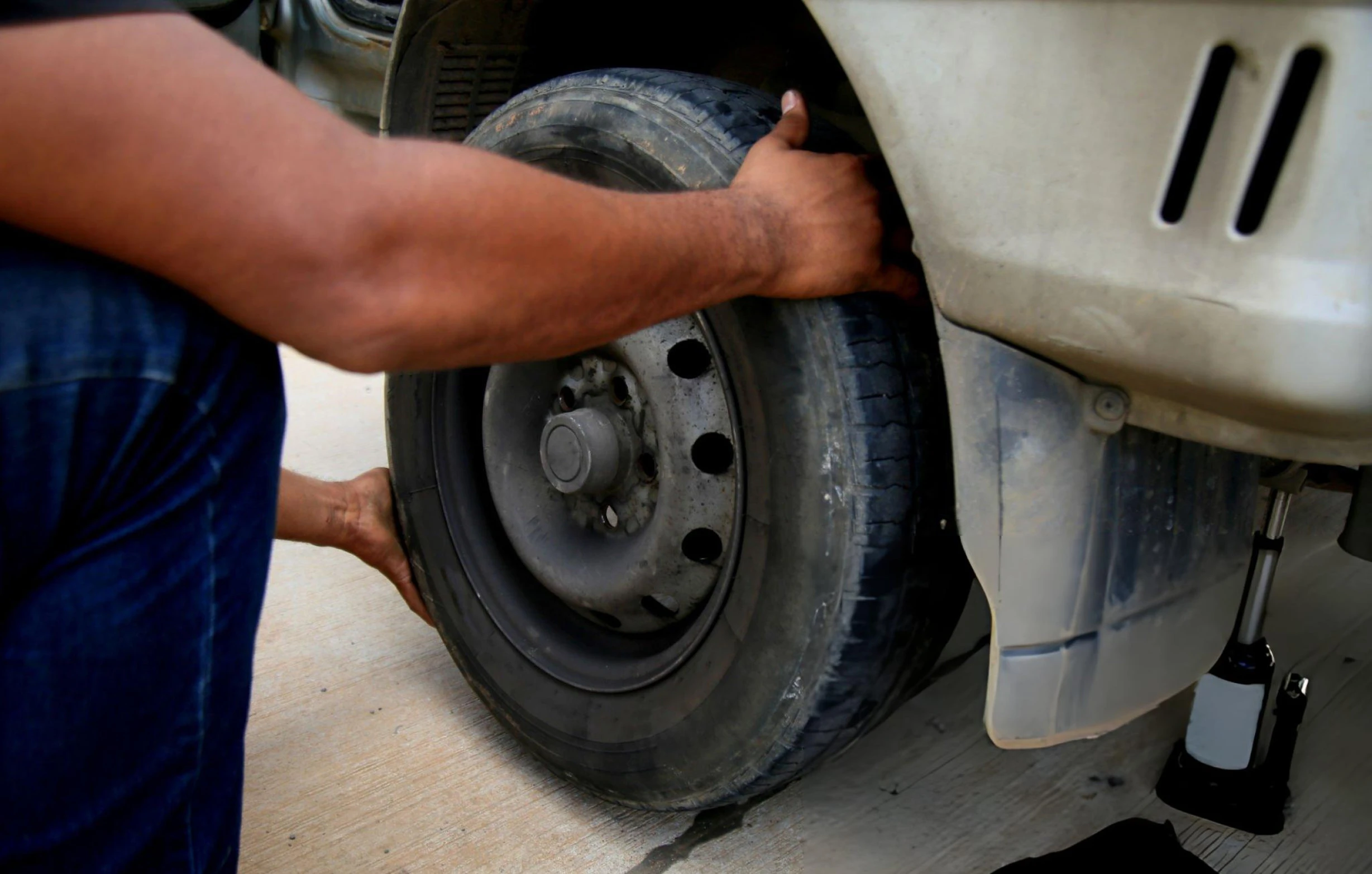 Benefits of Doorstep Puncture repair Service in Bangalore